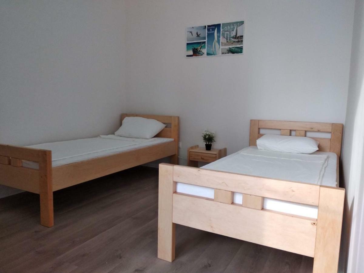 ברטיסלאבה Kate & Jenny Apartments - Cosy Place In The City Center מראה חיצוני תמונה