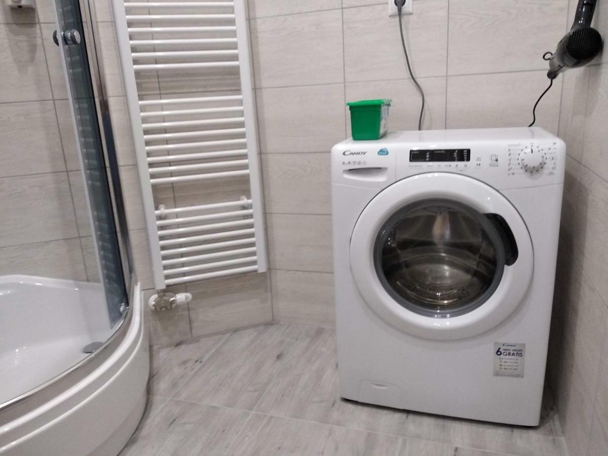 ברטיסלאבה Kate & Jenny Apartments - Cosy Place In The City Center מראה חיצוני תמונה