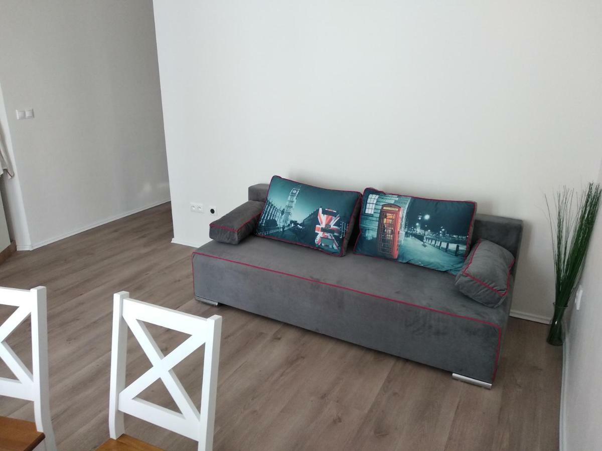 ברטיסלאבה Kate & Jenny Apartments - Cosy Place In The City Center מראה חיצוני תמונה